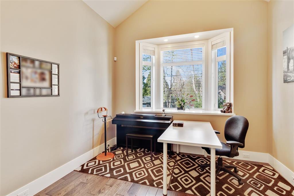 12576 26a Avenue, White Rock, British Columbia  V4A 2M2 - Photo 14 - R2555989
