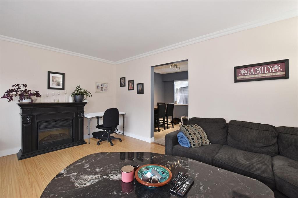 32478 Widgeon Avenue, Mission, British Columbia  V2V 5C1 - Photo 2 - R2768088