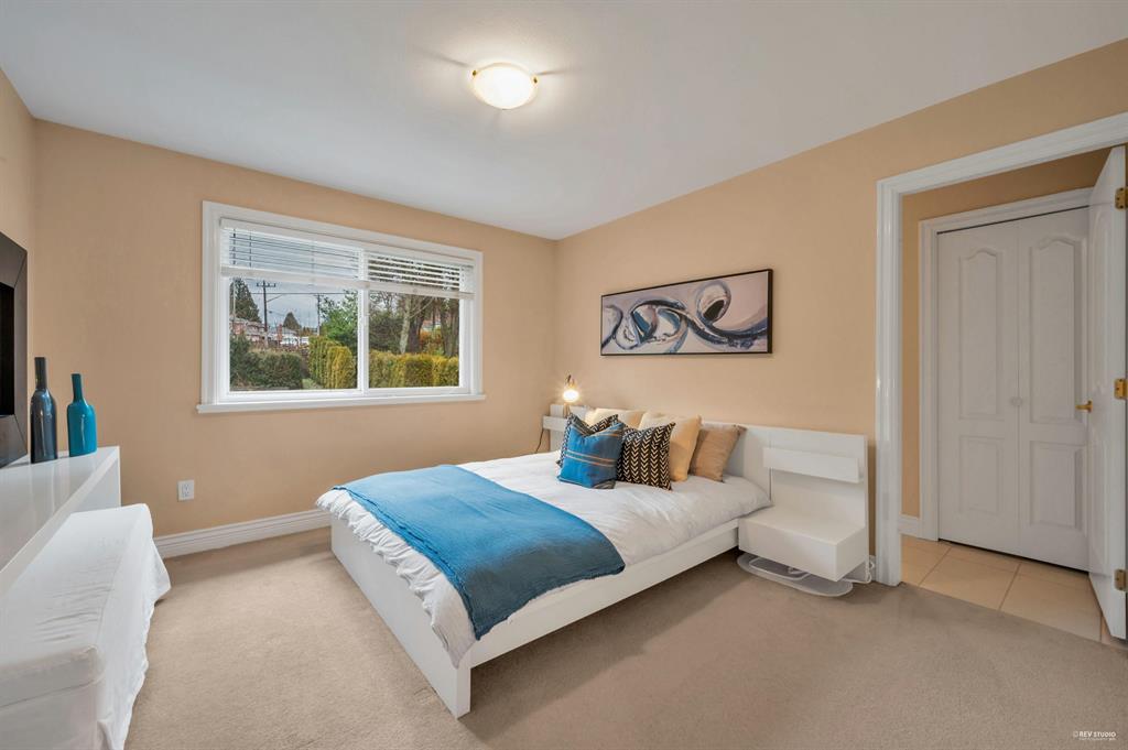 7179 Southview Place, Burnaby, British Columbia  V5A 4R6 - Photo 8 - R2746320