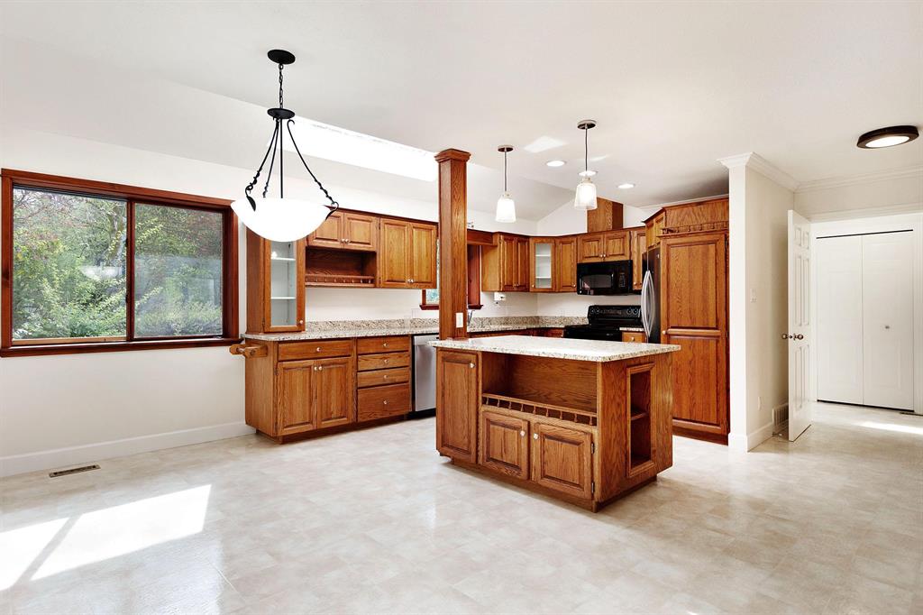 2684 140 Street, South Surrey, British Columbia  V4P 2C7 - Photo 16 - R2774510
